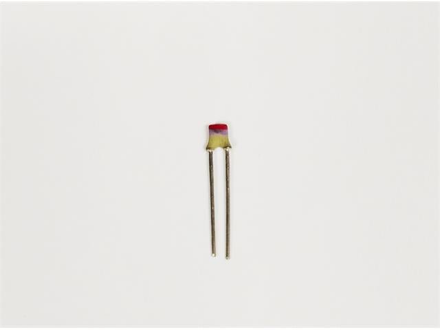 1,5PF 100V2,5MM - Capacitors -