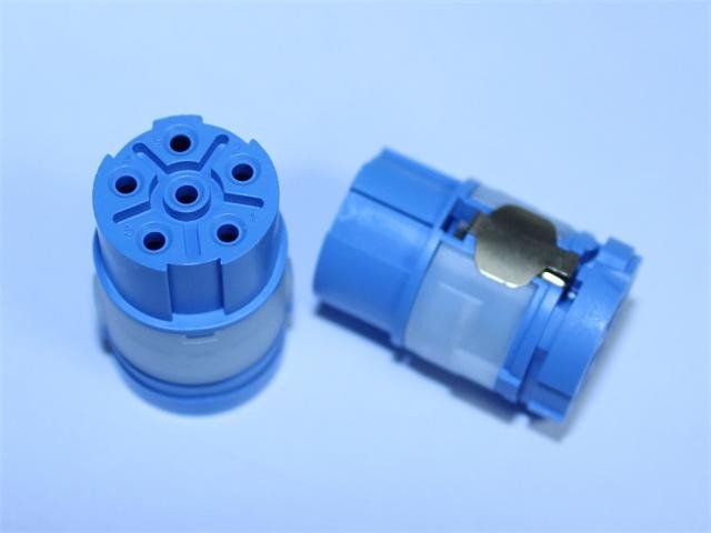 7084951102 - Connector Accessories -