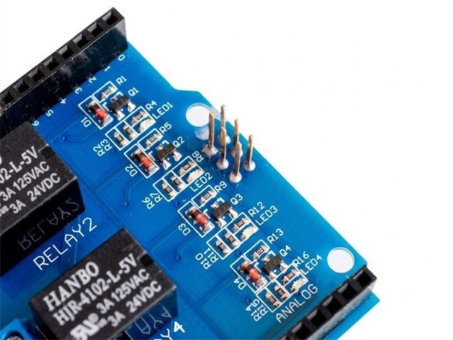 BDD 4 CHANNEL RELAY SHIELD - Power, Battery & Solar -