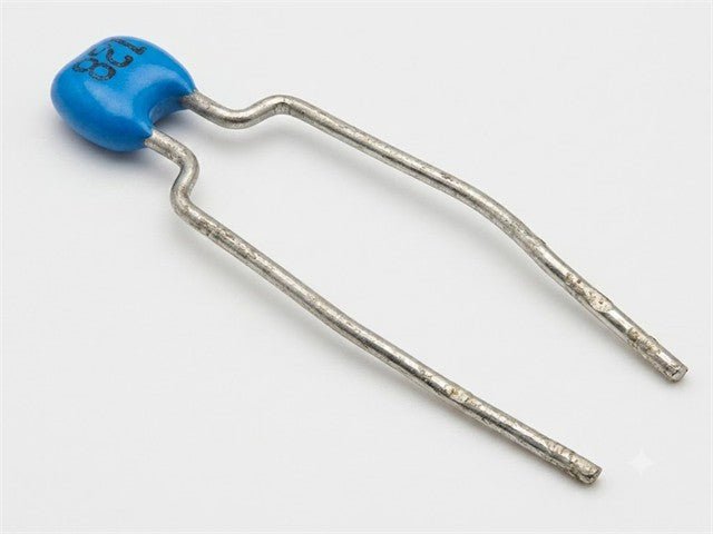 NPO-821J15T - Capacitors - 