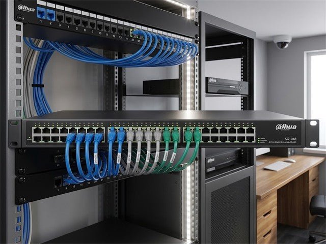 TP-LINK SG1048 - Network Hubs & Switches - 6935364021559
