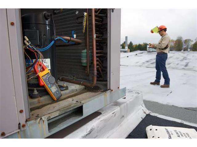 FLUKE 902FC - Clamp Multimeters & Accessories -