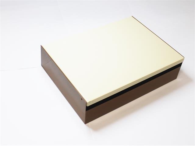 UA3 - Metal Enclosures -