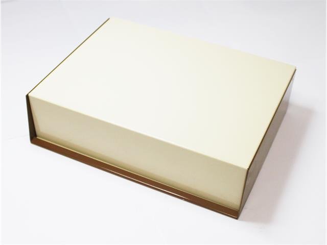 UA3 - Metal Enclosures -