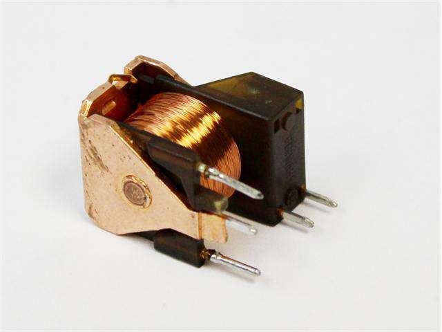 V23072-A1061-A303 - Relays -