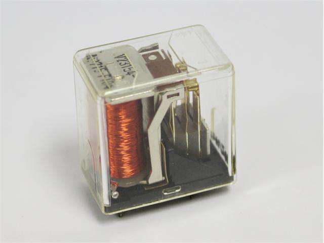 V23154-N0720-F104 - Relays -